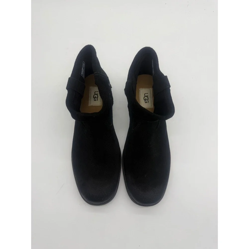 UGG Josefine Cuff Ankle Boot Black Suede Size‎ 8.5 NWOT